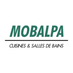 Logo Mobalpa vert, texte cuisine & salle de bains, ligne noire sur fond gris clair.